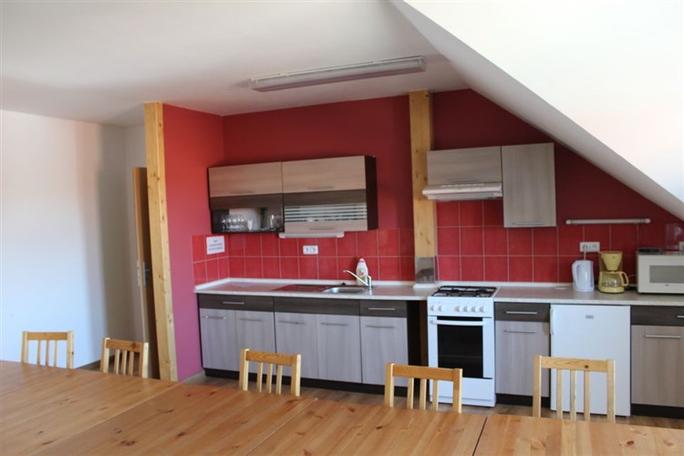 PUTOVÁNÍ ZA VÍNEM A KRÁSAMI MORAVY