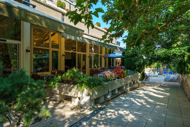 Ensana Health Spa - Hotel Thermal Hevíz