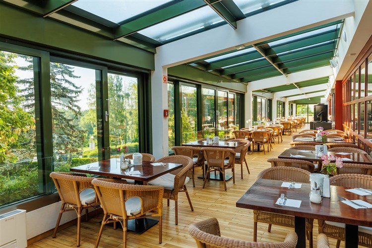 Ensana Health Spa - Hotel Thermal Aqua