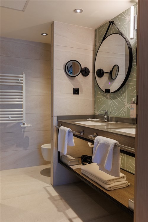 Ensana Health Spa - Hotel Thermal Aqua