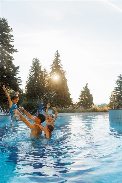 Ensana Health Spa - Hotel Thermal Aqua