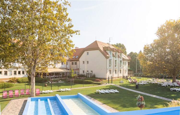 Mosonmagyaróvár Aqua Hotel Termál BUS