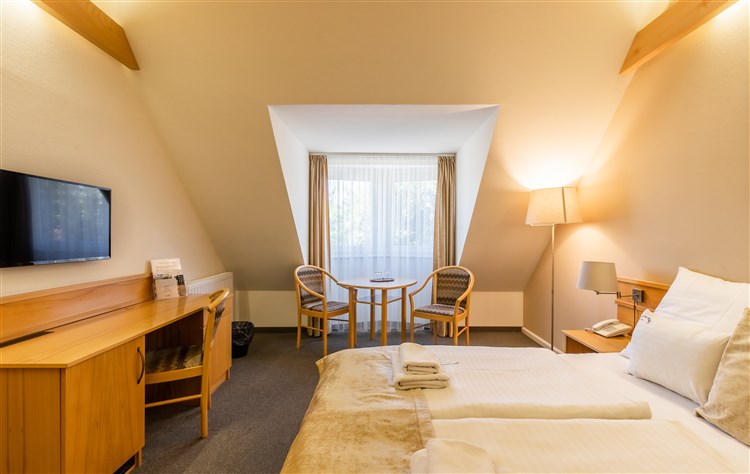 Mosonmagyaróvár Aqua Hotel Termál BUS