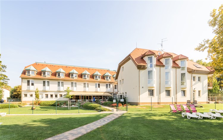 Mosonmagyaróvár Aqua Hotel Termál BUS