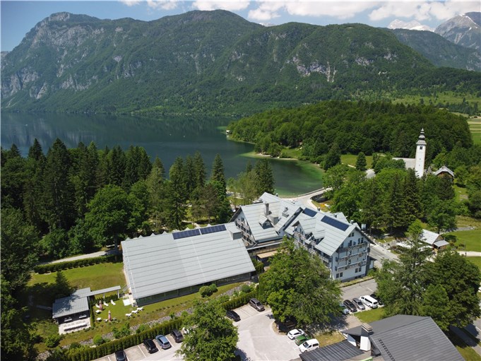 Hotel Jezero