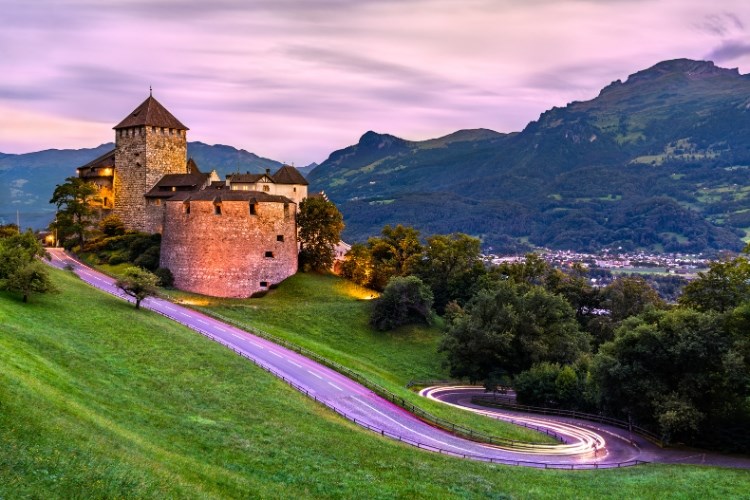 Mayerling, Heiligenkreuz a hrad Lichtenstein – příběhy Habsburků a kouzlo Vídeňského lesa