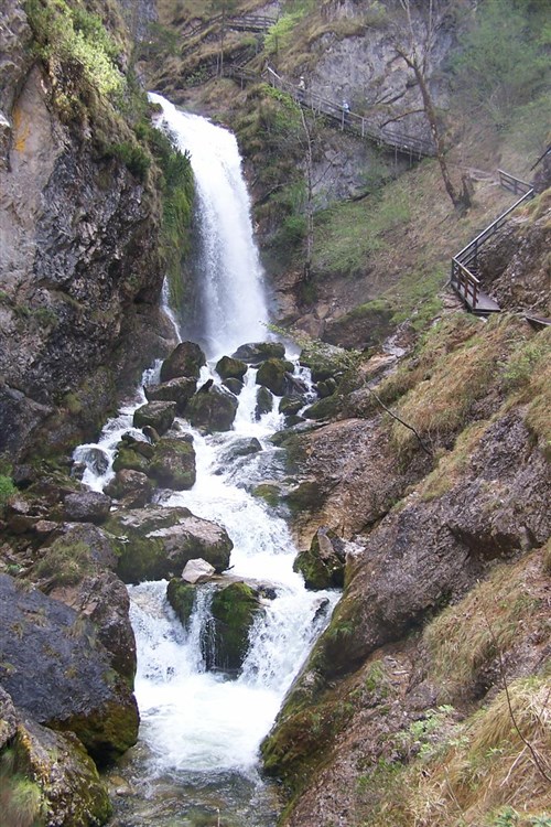 Mariazell a přírodní skvosty Ötscheru – soutěska Wasserlochklamm a vodopády