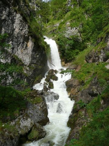 Hochkar a soutěska Wasserlochklamm – alpské výhledy a vodopády Dolního Rakouska