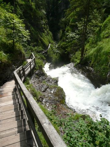Hochkar a soutěska Wasserlochklamm – alpské výhledy a vodopády Dolního Rakouska