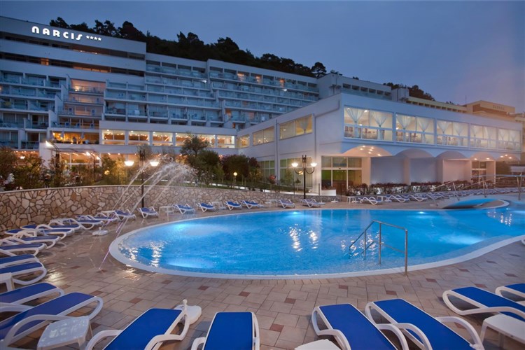 hotel Narcis - bazén | Hotel Narcis